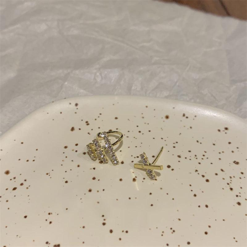 Asymmetrical Ear Bones Trendy Earrings for Women with Niche Cold Style High-end Earrings Trendy