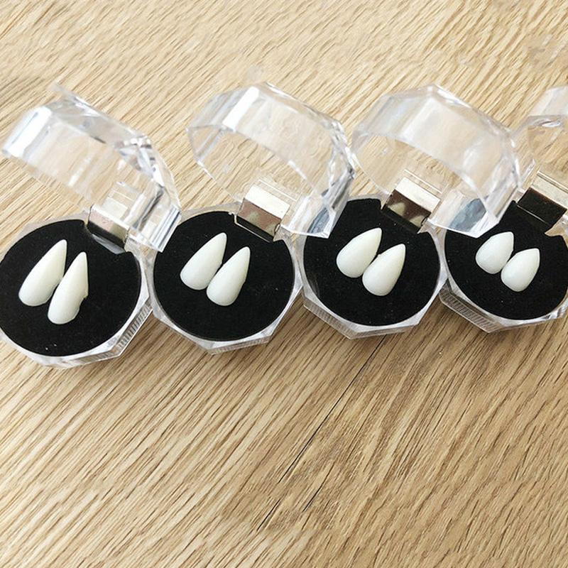 

1 Pair Vampire Teeth Fangs Dentures Props Halloween Costume Props False Teeth Solid Glue Denture Adhesive Halloween Party Decor