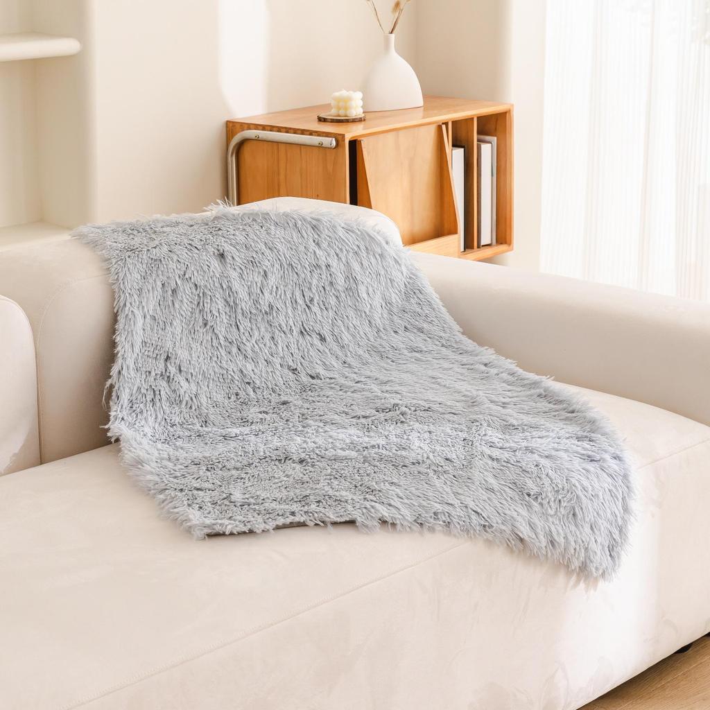 Waterproof Warm Pet Blanket: Plush Mat for Cats and Dogs