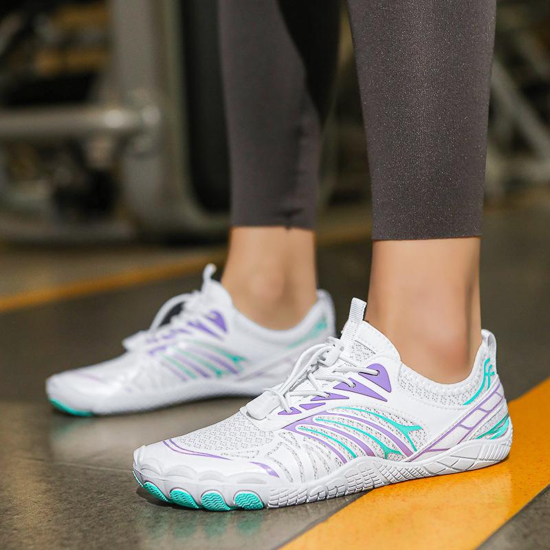 2025 new couple fitness hiking shoes outdoor creek walking shoes beach swimming shoes men's and women's fishing sand quick-drying wading shoes