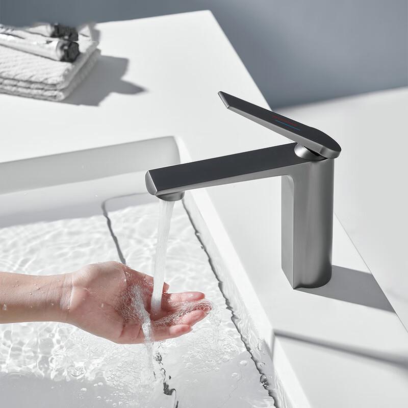 TLXT Bathroom Basin Faucet