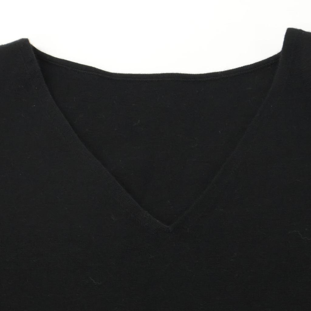 FOXEY 36378 Black V-neck knit top with lace sleeves tops 40 blackUsed