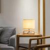 Nordic Holz Tisch Lampe Kreative Moderne Schlafzimmer Nacht LED Licht Wohnzimmer Hotel Japanischen Studie Tisch Lampe Leinen Lampenschirm