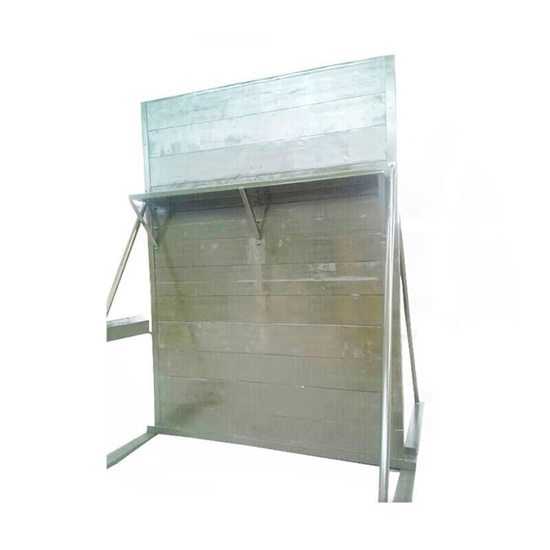 Outdoor Training Walls and Obstacles