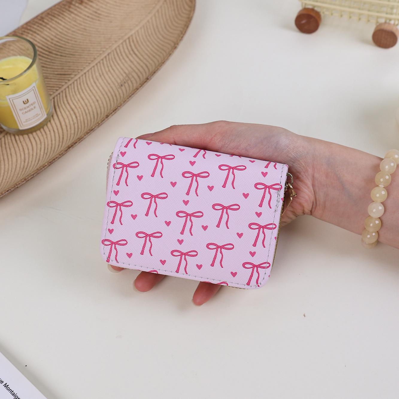 

Женский мини-кошелек для монет с мультяшным принтом и бантом, с несколькими отделениями для карт 11.3 x 2.5 x 8 cm розы красного