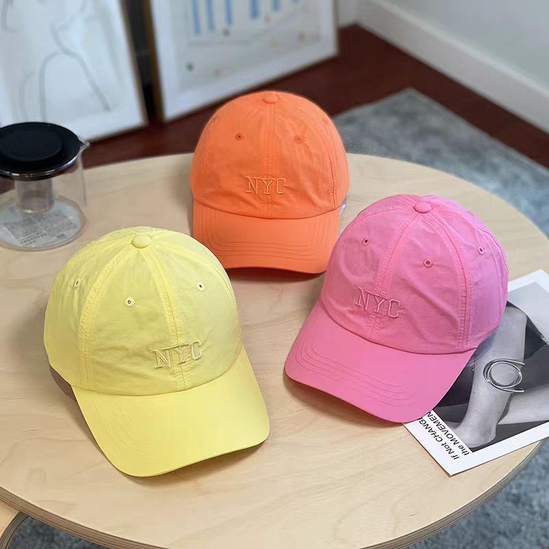 Korean-style spring/summer lightweight baseball cap with letter embroidery, quick-drying fabric, and bright colors, suitable for women and students