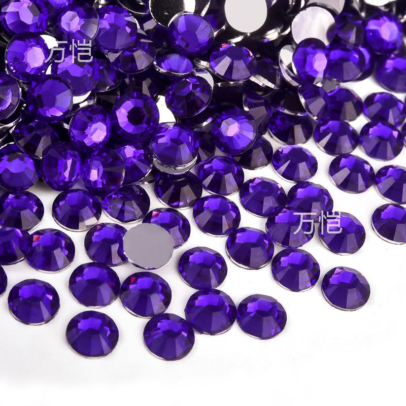 

Сделай сам Аксессуары для украшения мобильного телефона Декоративный нейл-арт Креативные аксессуары Посеребренная смола с плоским дном SS10-3mm 50,000 pcs half pack