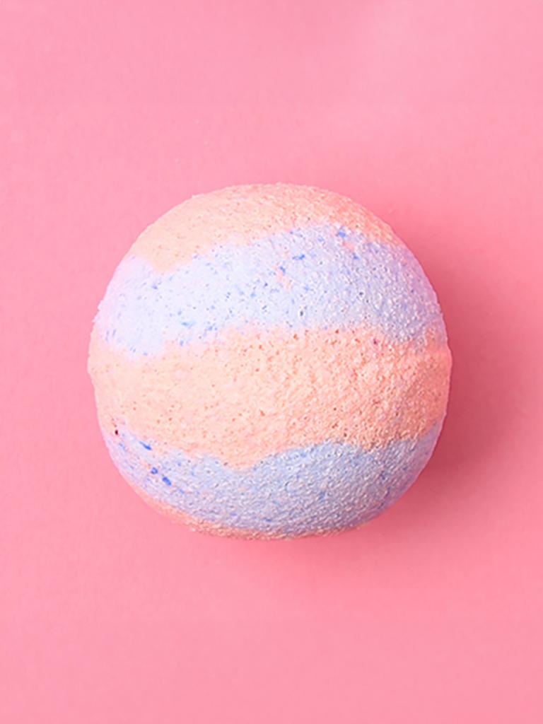Love Spell Scented Foaming Bath Bomb (150g)