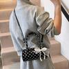 Sac à main Pillow à pois pour femme Yogodlns, Sac Boston Style Rétro, Sac bandoulière cylindrique zippé petit sac d'aisselle