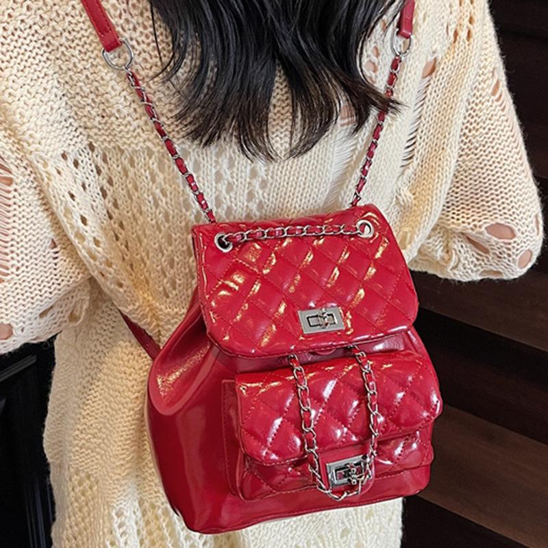 Korean niche chain lightweight small backpack women's 2025 summer new student commuting oblique span bag high value bag