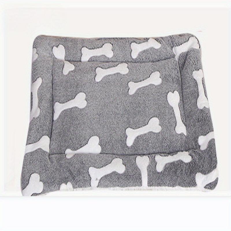 Thickened Pet Mat for Autumn and Winter, Warm Cat and Dog Blanket, Pet Seat Cushion, Cat Mat