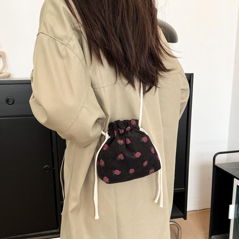 Cute strawberry bag women 2025 new fashion corduroy bucket bag simple small fresh shoulder messenger bag tide