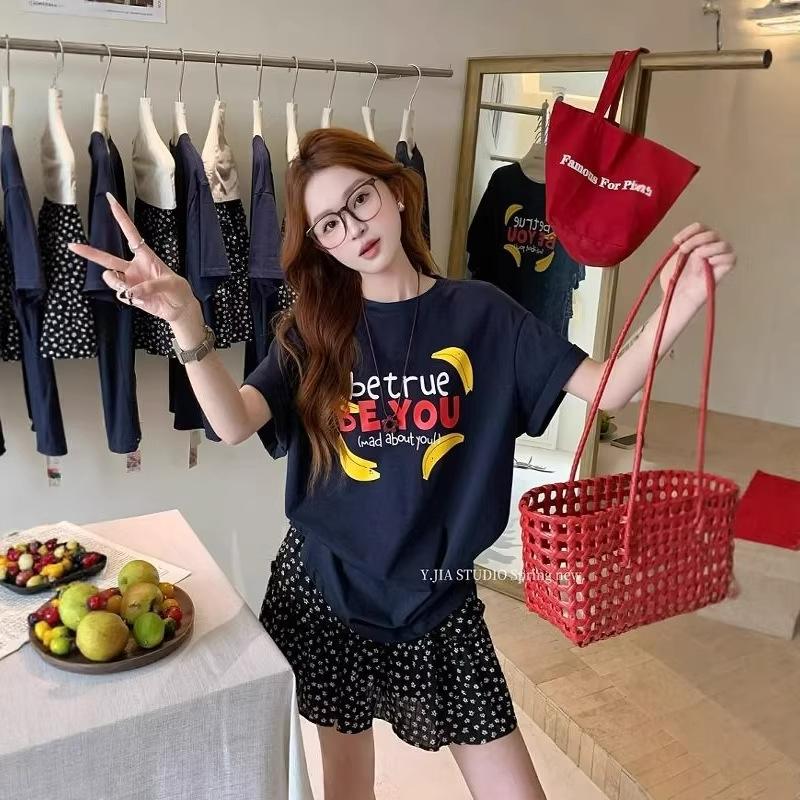 

Women s Dark Blue Cotton Short-Sleeve T-Shirt, Summer 2026 Style, Loose-Fit, Mid-Length, Trendy and Flattering. 2XL темно-синього кольору