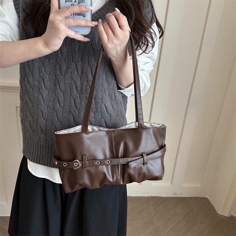 Single-shoulder Underarm Women's Shoulder Bag for Commuting with High-quality Texture