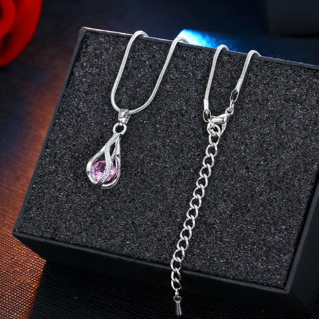 Stylish Jewelry Set Teardrop Dangle Earrings Trendy Drop Earrings Elegant Pendant Necklace Alloy Material for Daily Wear