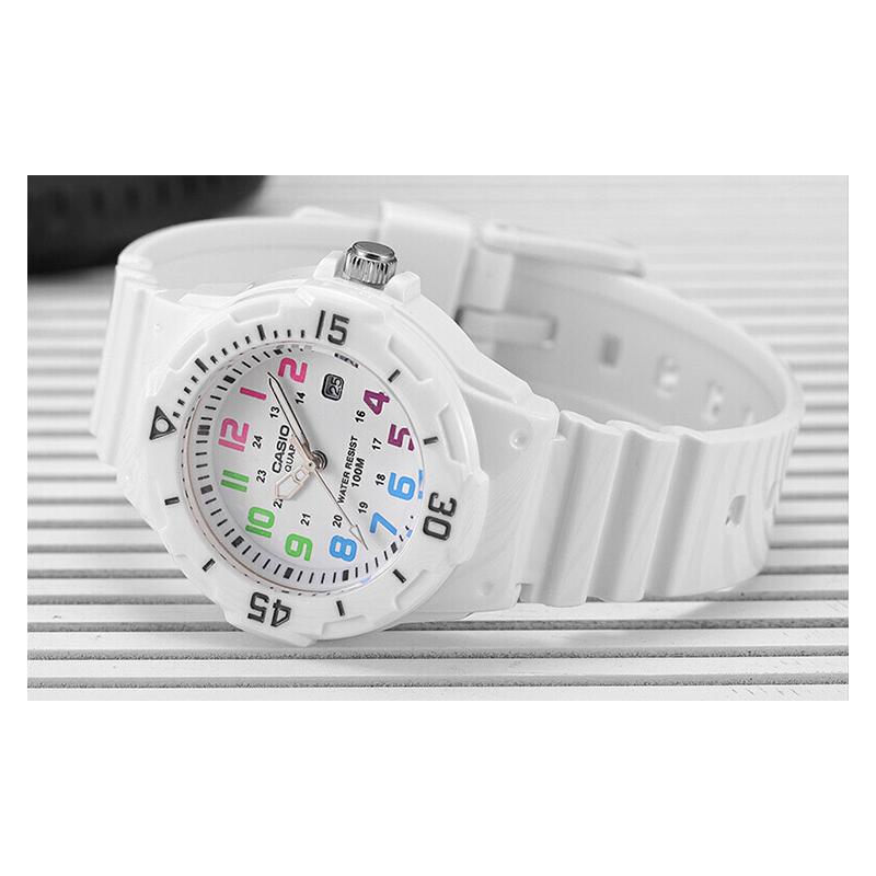Casio STANDARD Series Quartz Movement Resin Strap Japanese and Korean Women's Watch White Dial LRW-200H-7B