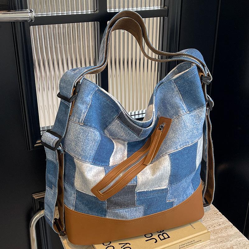 

Сумка-тоут женская 2024 новый большой вместительный рюкзак для поездок на работу холст универсальный одно плечо нищий студент колледжа классная сумка