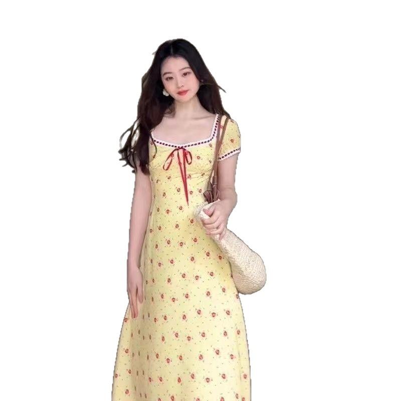 French Floral Dress Women's Summer High-end Sense Niche Waist Temperament Square Collar Dopamine Medium and Long Skirt