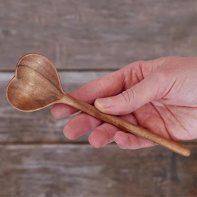 Japanese Tableware Wooden Loving Heart Spoon Kitchen Dessert Coffee Spoon Stirring Cooking Tools