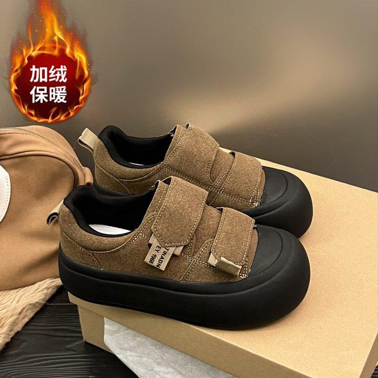 

Velcro round head casual board shoes women s 2025 autumn new ugly cute bread shoes versatile retro leopard print big head shoes 40