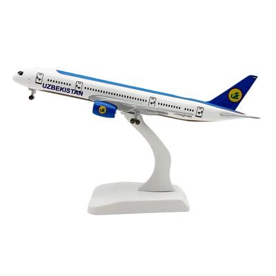 Maßstab 1/400 Statisches Spielzeugflugzeug Diecast 20CM Simulationslegierung Usbekistan B787 Passagierflugzeugmodell Heimdekoration Ausstellung