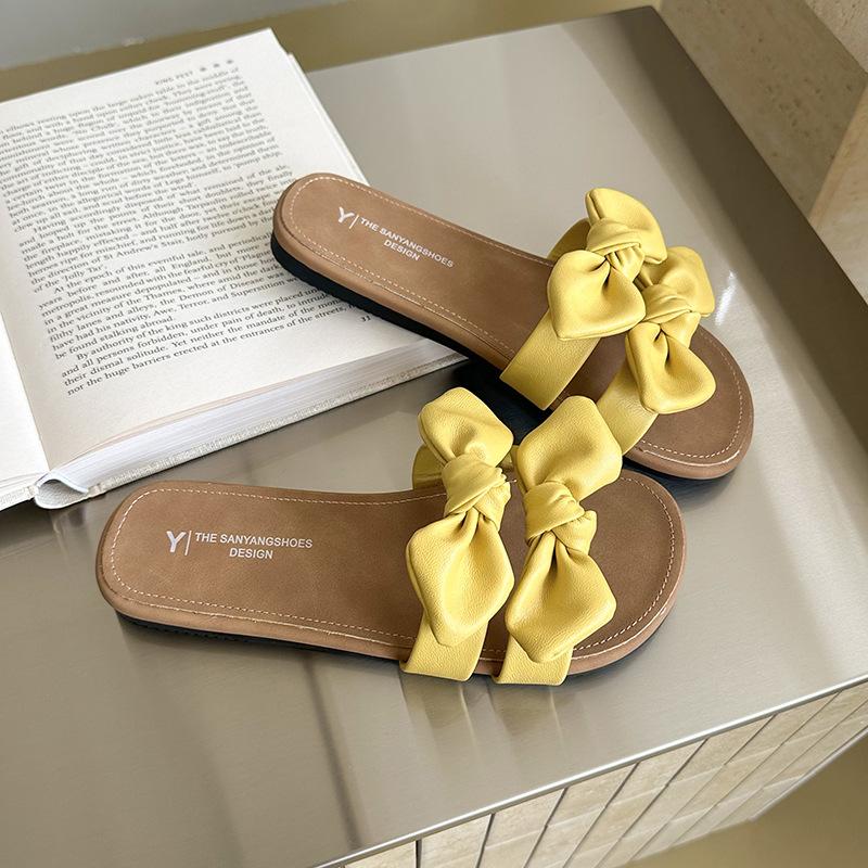 2025 new soft-bottom bow slippers women's summer wear versatile fairy with skirt beautiful one-word sandals
