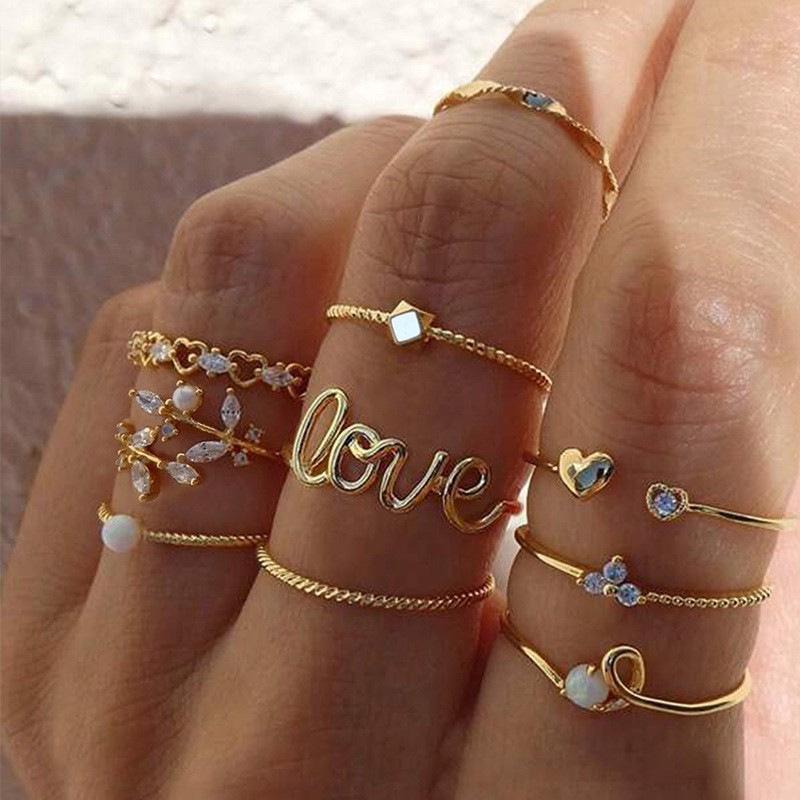 10-Piece Star and Moon, Heart, and Leaf Knuckle Ring Set - Creative Retro Women's Rings