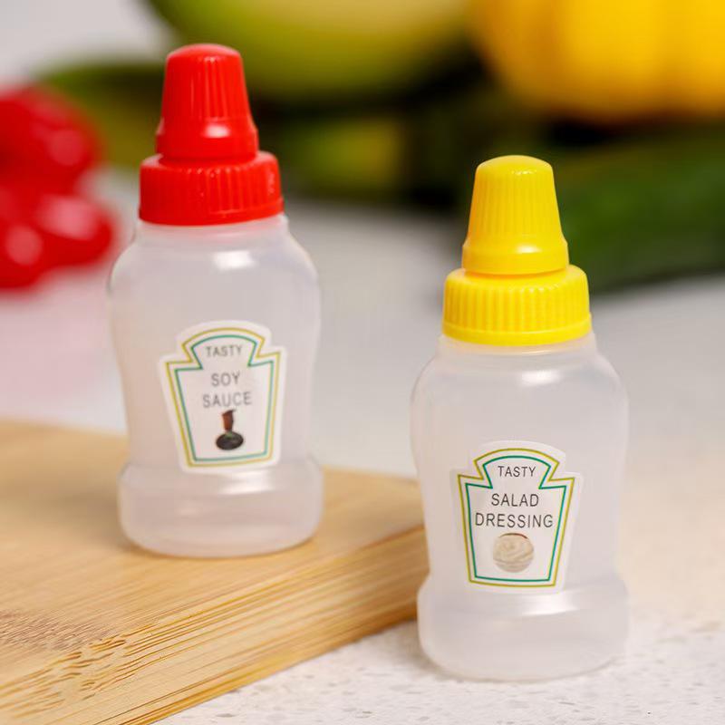Portable Mini Squeeze Bottle for Tomato Salad Dressing and Honey Dispenser