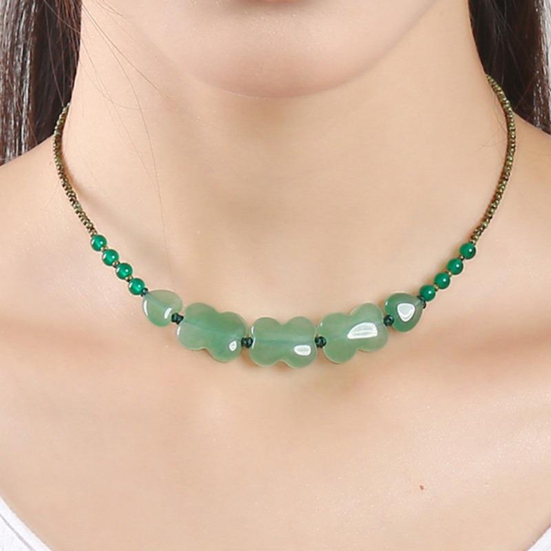 GEMCHIC Women's Ethnic Style Green Aventurine Choker Necklace Natural Stone Adjustable Cord Collarbone Chain Vintage Jewelry