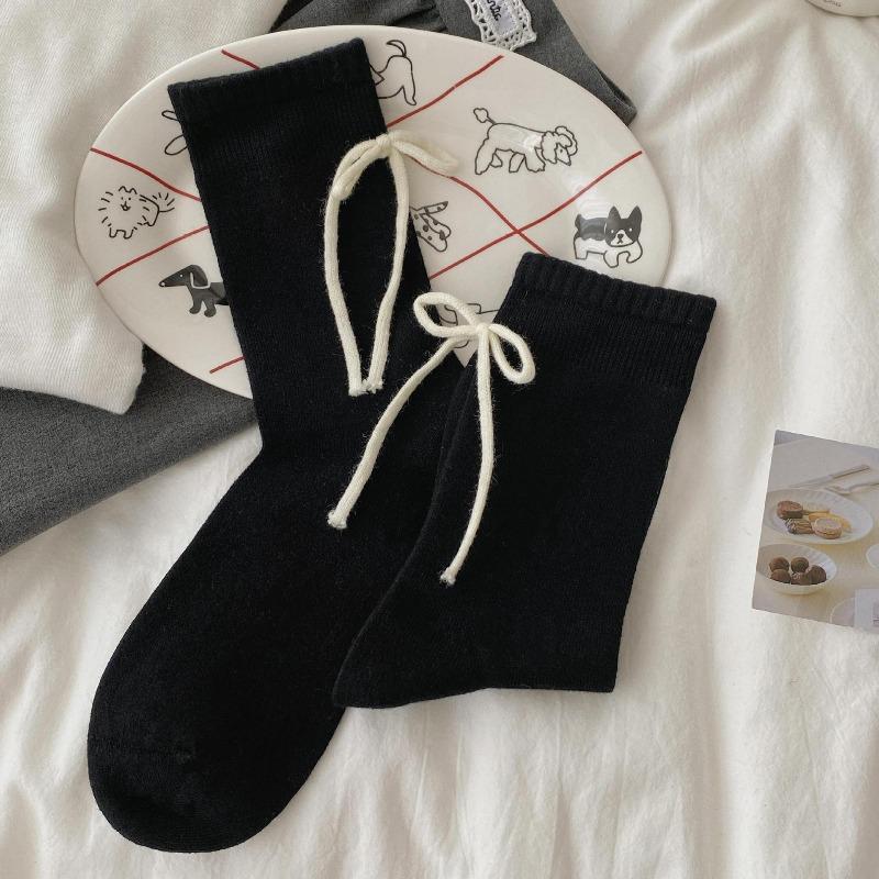 Warm Wool Socks for Autumn and Winter, Followed By Three-dimensional Bow Accessory Socks, Boneless Solid Color Mid-calf Socks