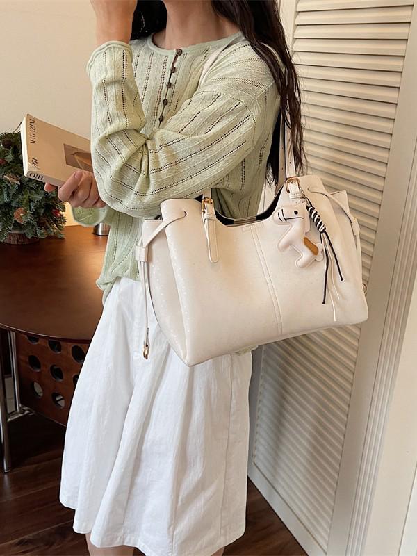 2026 Summer Exquisite Large Capacity Luxury Tote Bag - Stylish Single Shoulder and Hand-Held Design