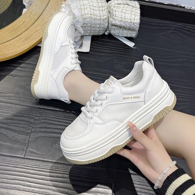 Chaussures polyvalentes à semelles épaisses en éponge Chaussures de sport décontractées légères et polyvalentes Chaussures blanches en cuir souple