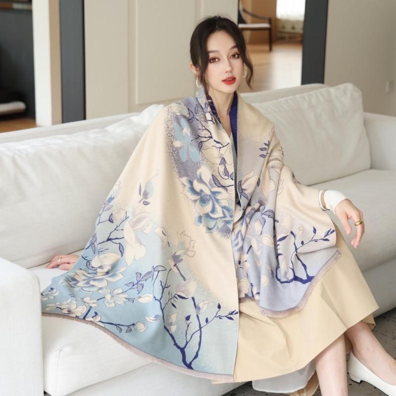 Gradual change flower imitation cashmere scarf women's high sense double-sided jacquard shawl retro scarf