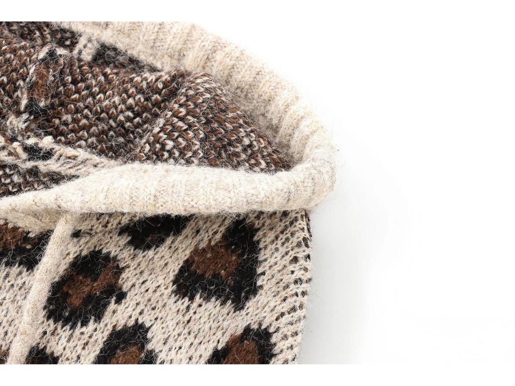 2024 Fall Women's Animal Pattern Jacquard Knit Sweatshirt - European & American Style Long Sleeve
