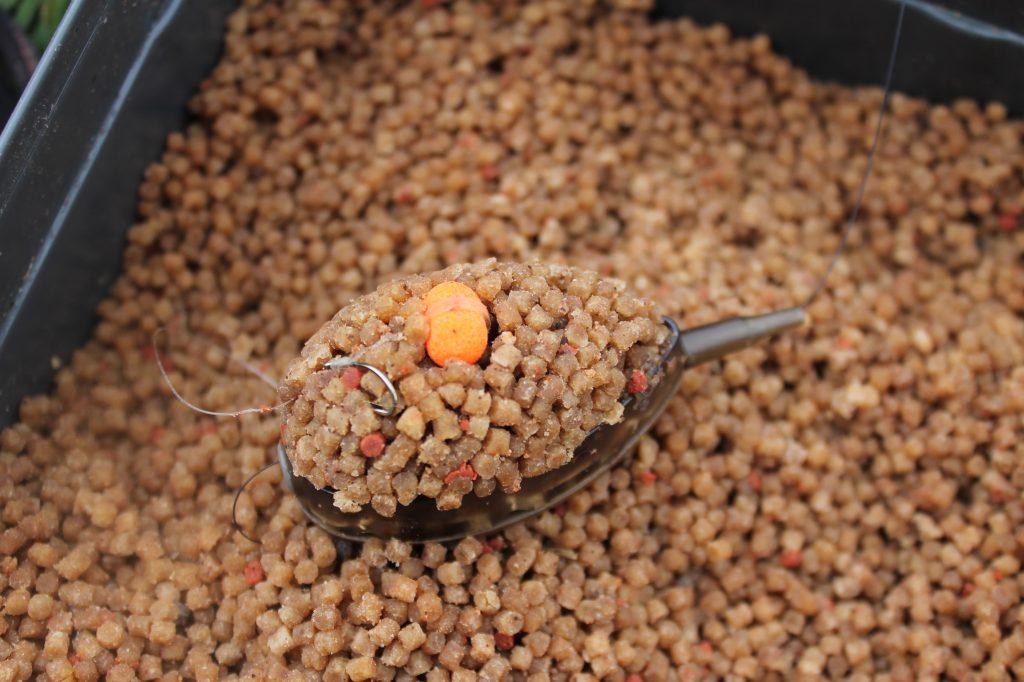 Method/Feeder Fluo Pop-Up Micro Chunks Smoked Salmon