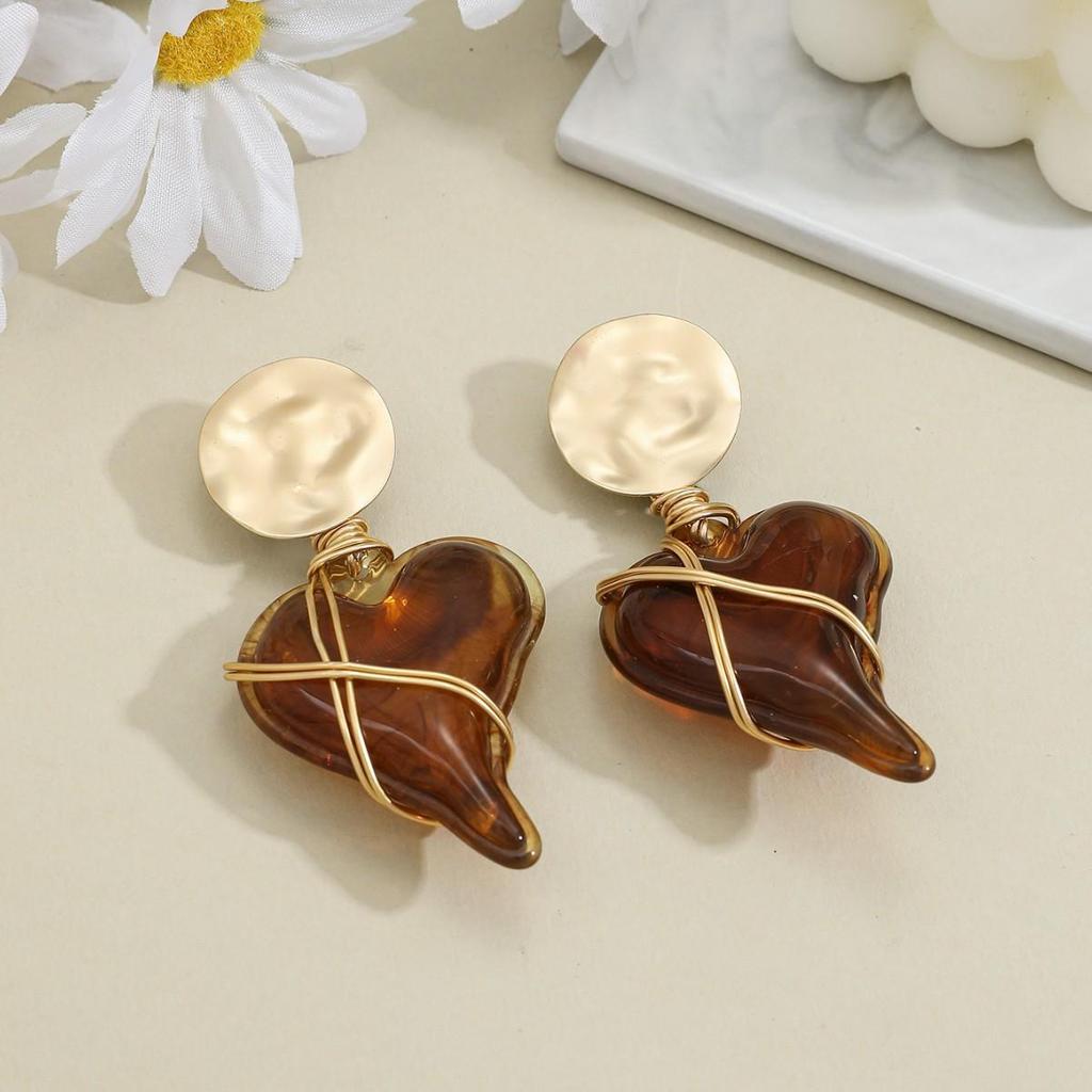 Elegant Gold Wire-Wrapped Brown Heart Stud Earrings - Versatile European & American Style