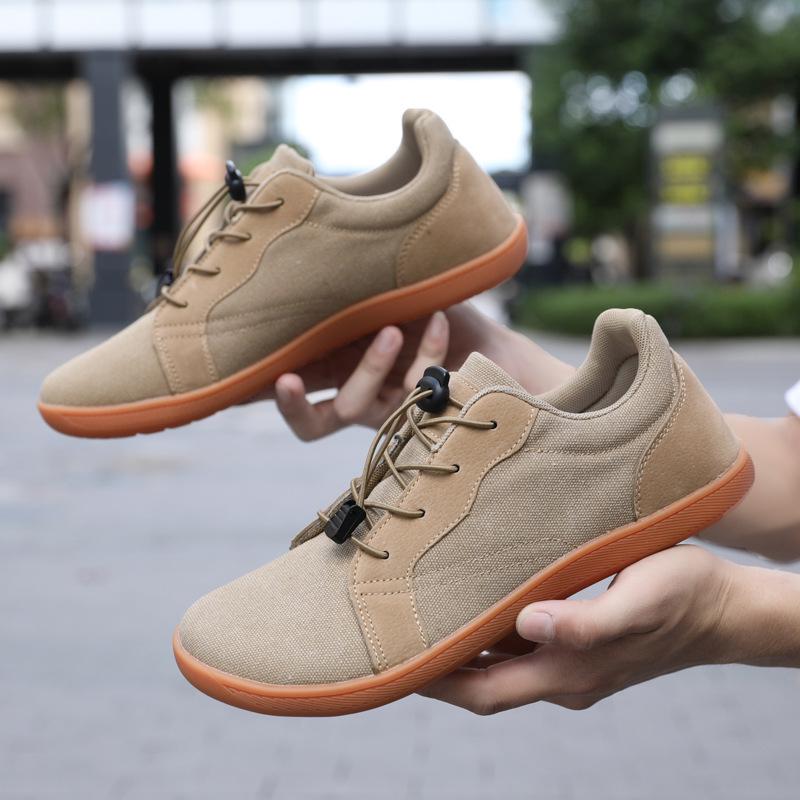 Breathable Wide-Toed Casual Hiking Shoes – Soft-Soled, Flat Design, Flying Woven Style for Couples and Fitness.