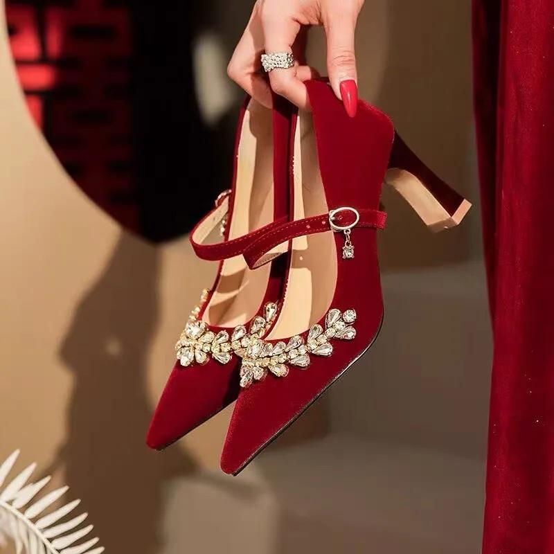 High Heels 2026 New Red Pointed Toe Lace-up Chinese Two-Wear Block Heel Wedding Shoes