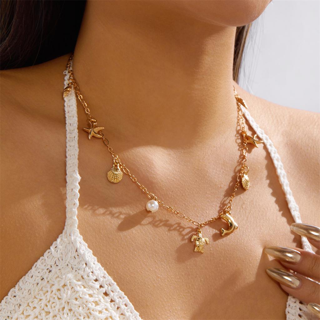 

Boho Gold Color Layered Shell Necklace for Women Fashion Starfish Scallop Pendant Choker 2026 Summer Beach Vacation Jewelry Gift
