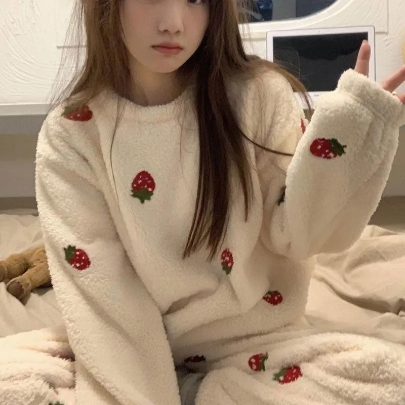 Pajamas Women's Autumn and Winter Small Coral Ins Thickened Plus Velvet Strawberry Flannel Feet Elastic Home Set