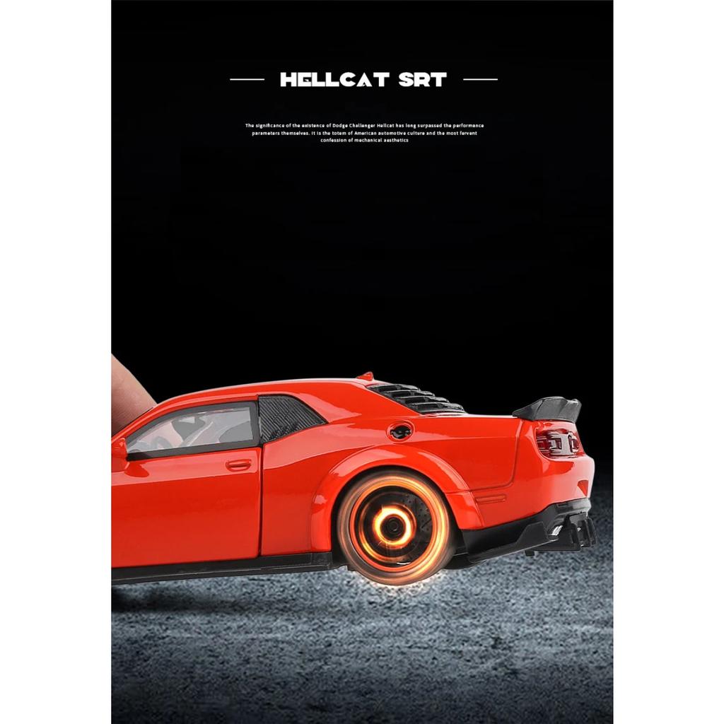 New 1/32 Challenger SRT Hellcat 2024 Alloy Car Model Sound and Light Pull Back Children's Toy Collectibles Birthday Gift