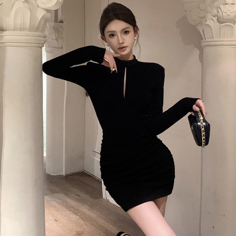 

Женское ретро сексуальное плиссированное облегающее платье с длинным рукавом и запахом на бедрах L чёрный