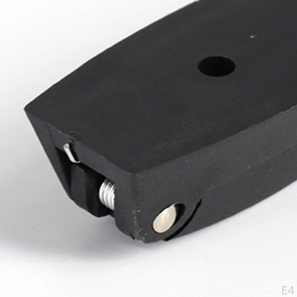 Support de porte de coffre de camping-car robuste pour un rangement sécurisé