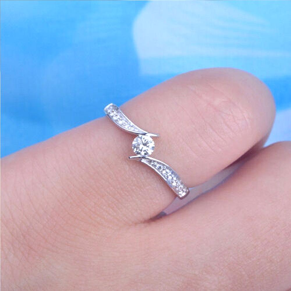 Twisted Arm Zircon Wedding Ring - Elegant White Gold Finger Ring for Women