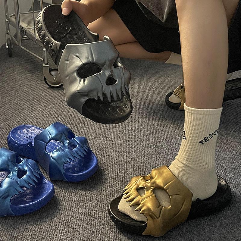Fashion New Personalized Skull Design Slippers for Men 2024 Summer Fun Novelty Slides Thick Sole Platform Beach Non-slip Women Sandals
