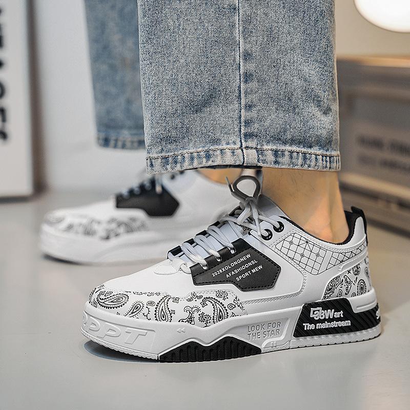 Leder Kaschublumenfarbabstimmung Low-Top College-Stil Lässige Sport-Board-Schuhe Dicksohlige Erhöhung Herrenschuhe