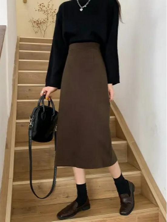 Women's 2025 Spring & Autumn High Waist Wool A-line Bodycon Skirt - Slimming Black Slit Design for Versatile Hip Coverage