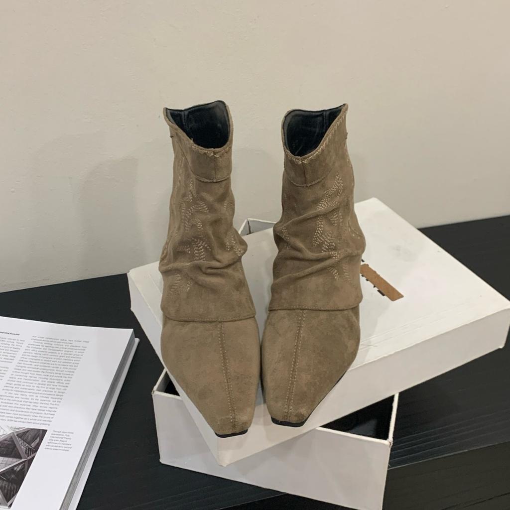 Inner heightening retro suede martin boots women's boots 2025 autumn and winter babes pant boots Internet celebrity fashion booties
