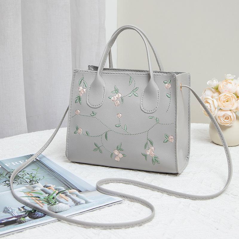Flower embroidered handbag, stylish and simple shoulder bag, lightweight and compact mobile phone bag, women's bag.