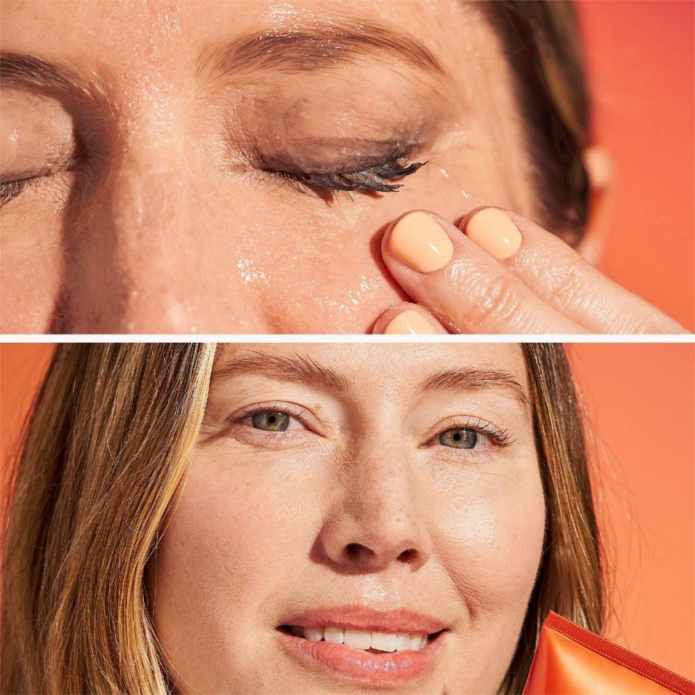 Dr. Dennis Gross Vitamin C laCtiC Creamy Cleansing Oil 6 Oz   177 Ml